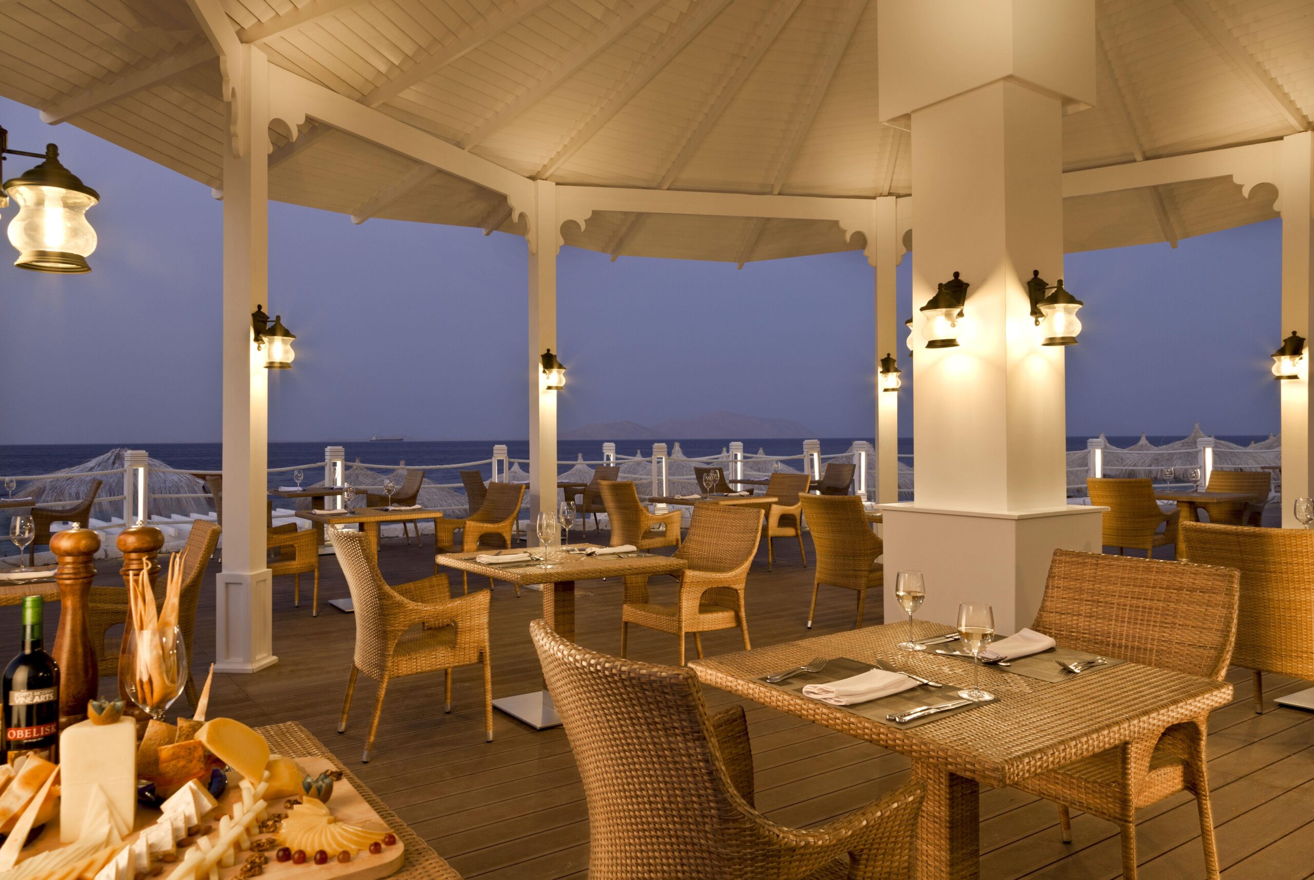 Санрайз арабиан бич резорт шарм. Санрайз Арабиан Шарм-Эль-Шейх. Санрайз Арабиан Шарм-Эль-Шейх 5. Sunrise Arabian Beach Resort 5. Sunrise Grand select Arabian Beach.